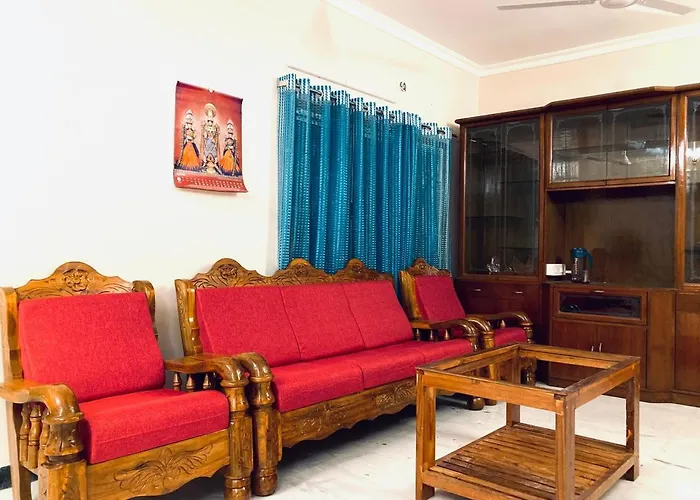 Egmore P V Cherian Road 4Bhk