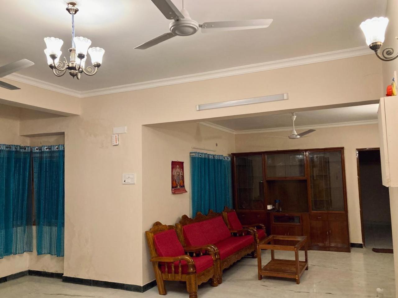 Egmore P V Cherian Road 4bhk Apartment *